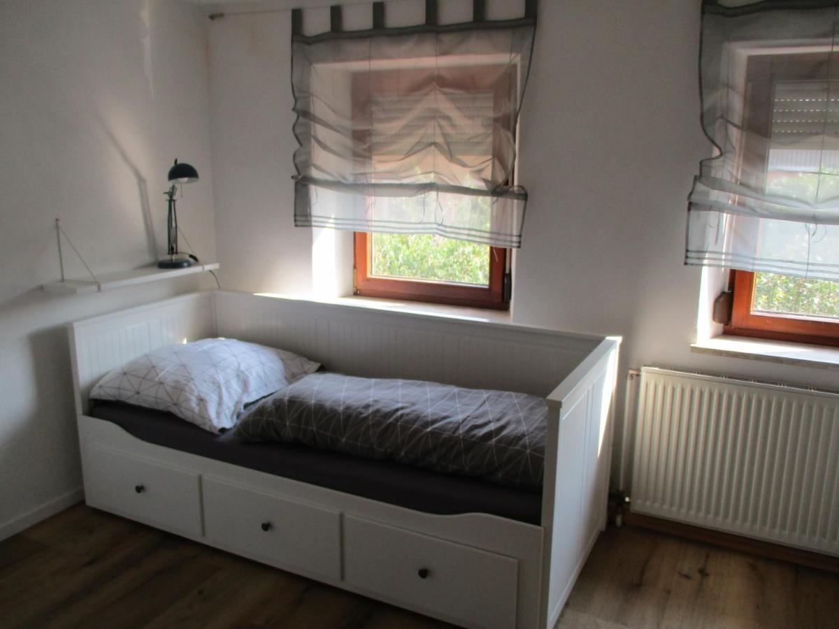 Ferienwohnung Roesch Фойхтванґен Екстер'єр фото