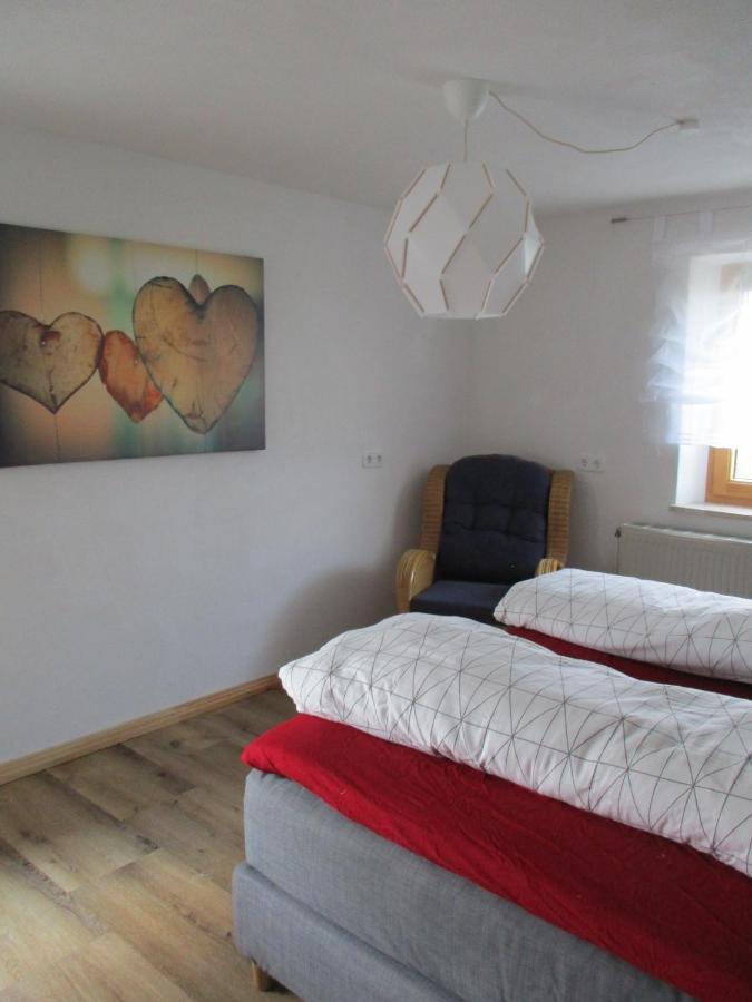 Ferienwohnung Roesch Фойхтванґен Екстер'єр фото